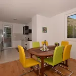 Yellow Turtle Макарська