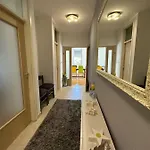 Apartment Yellow Turtle *