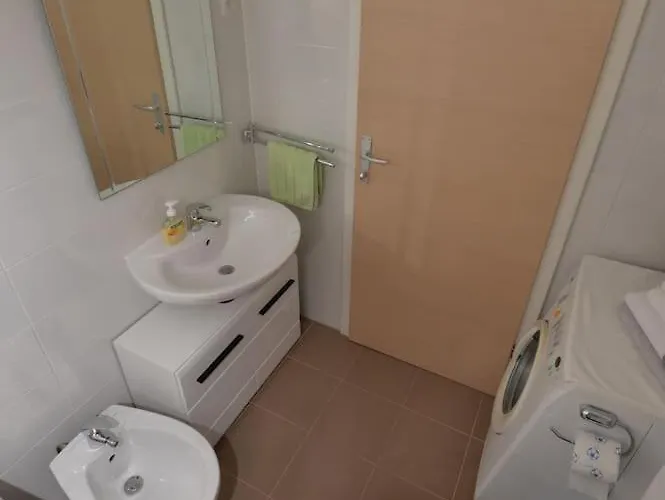 Appartement Yellow Turtle Makarska